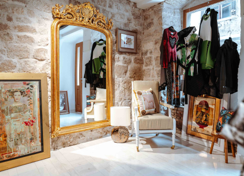 Fotografija 12 - U Galeriji Juraj Dalmatinac potražite odjeću koju nosi i Elvisova supruga Priscilla