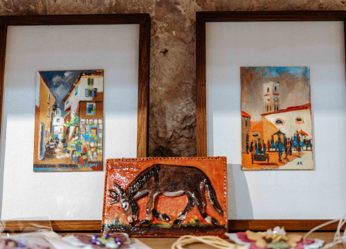 Fotografija 22 - U Galeriji Juraj Dalmatinac potražite odjeću koju nosi i Elvisova supruga Priscilla