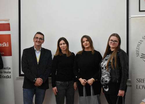 Fotografija 2 - U kninskoj srednjoj školi održano regionalno natjecanje Poslovni izazov 2024. za regiju Jug