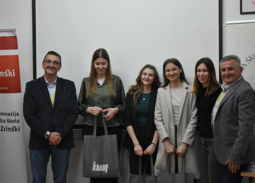 Fotografija 7 - U kninskoj srednjoj školi održano regionalno natjecanje Poslovni izazov 2024. za regiju Jug