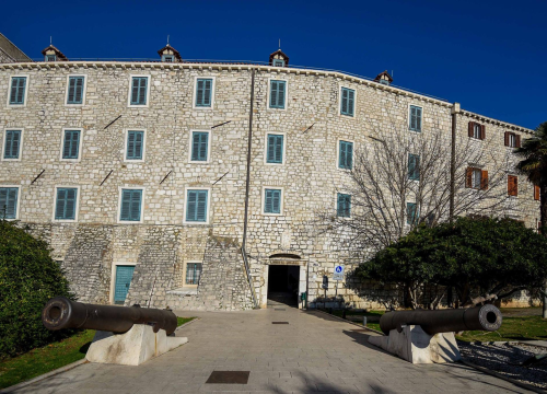 U muzeju izložba Tomislava Buntaka 'Miracle grecque'