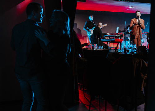 Fotografija 16 - Marko Tolja za Dan žena rasplesao punu Kuću umjetnosti: ‘Arsen me nazvao pseudo-jazzerom’