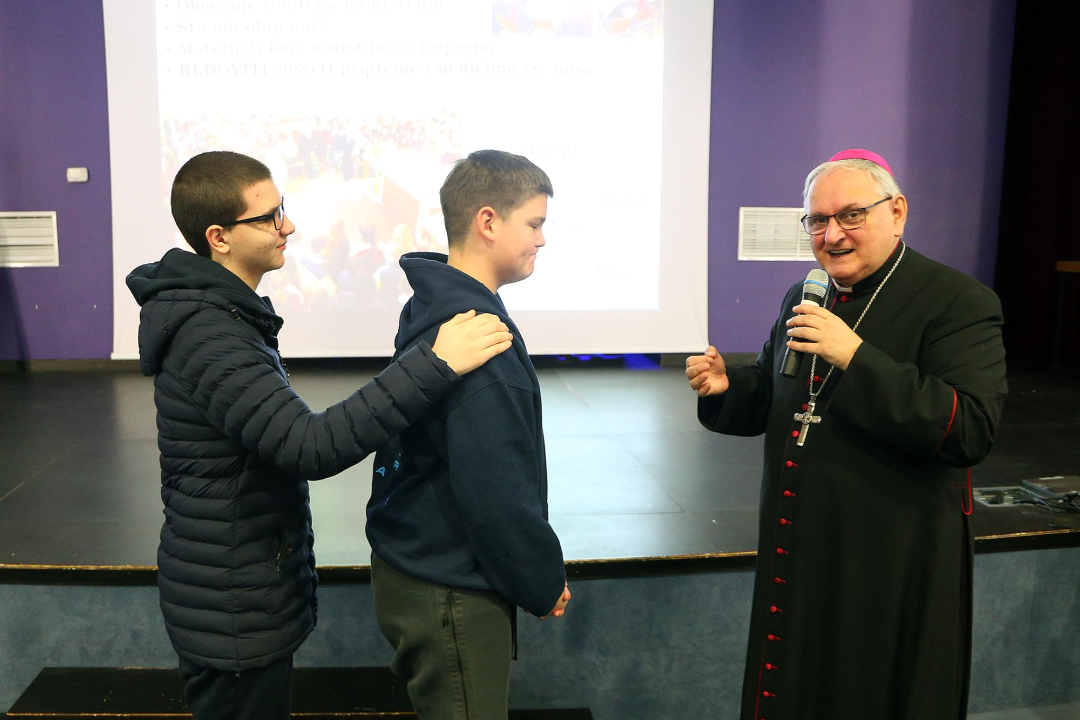 Održan susret krizmanika Šibenske biskupije