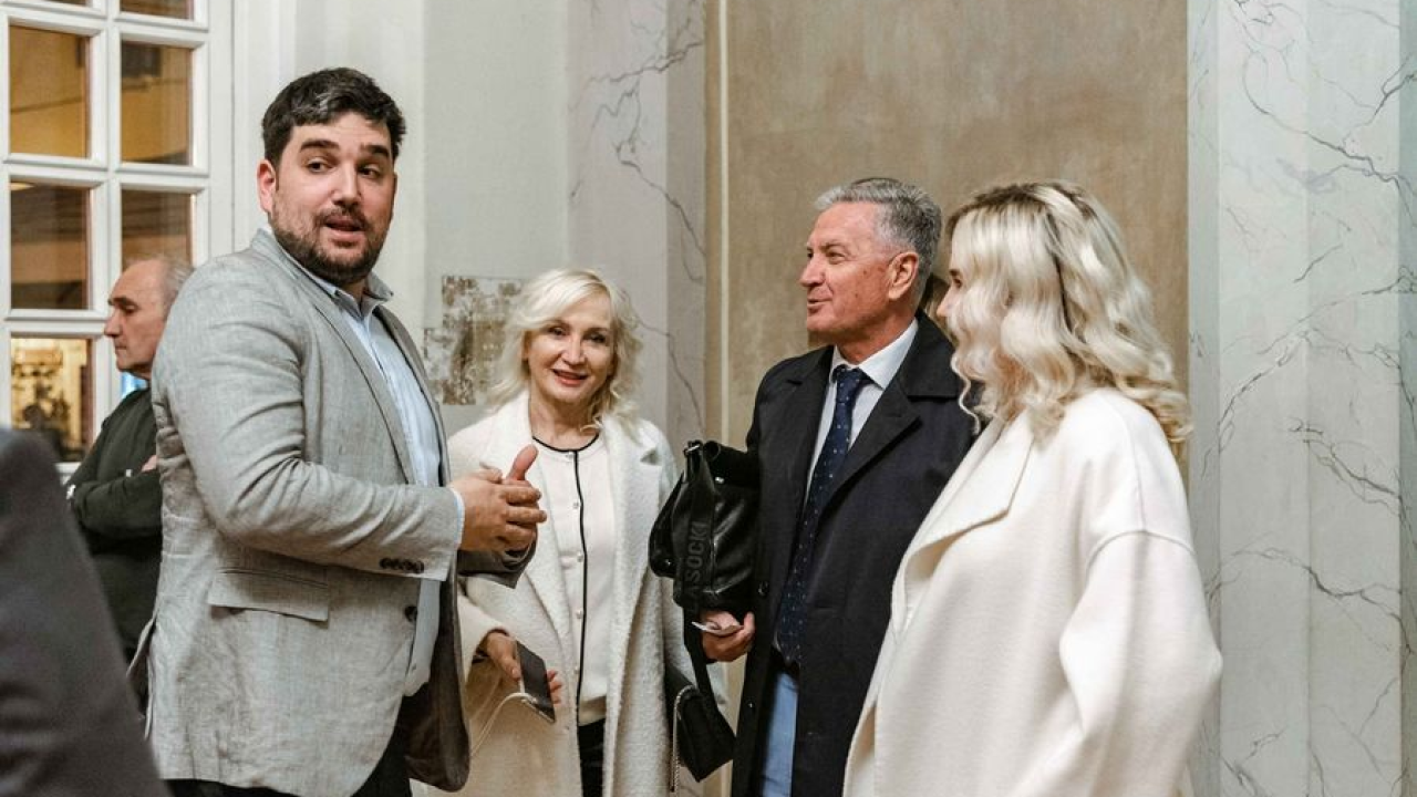 Pogledajte tko je sve bio na premijeri predstave 'Antigona'