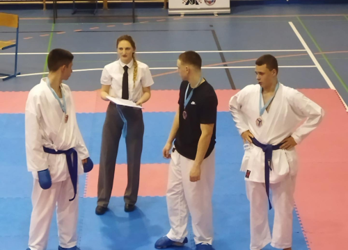 Fotografija 2 - Pirovački karataši osvojili šest medalja na međunarodnom natjecanju