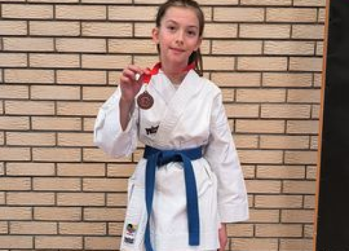 Fotografija 5 - Nove medalje u Mimincu: Još jedan uspješan tjedan za Karate klub Šibenik