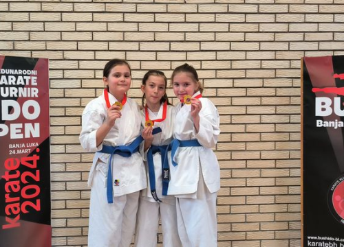 Fotografija 7 - Nove medalje u Mimincu: Još jedan uspješan tjedan za Karate klub Šibenik