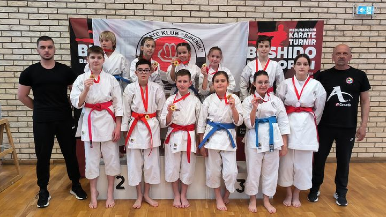 Nove medalje u Mimincu: Još jedan uspješan tjedan za Karate klub Šibenik