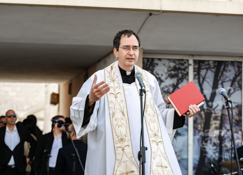 Fotografija 25 - Uskrsni doručak i ove godine privukao brojne Šibenčane, fritaja 'planula' u nekoliko minuta