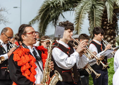 Fotografija 12 - Uskrsni doručak i ove godine privukao brojne Šibenčane, fritaja 'planula' u nekoliko minuta