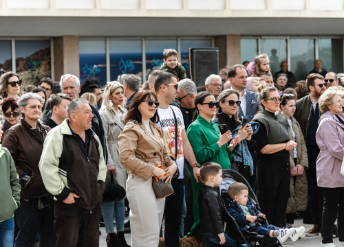 Fotografija 17 - Uskrsni doručak i ove godine privukao brojne Šibenčane, fritaja 'planula' u nekoliko minuta