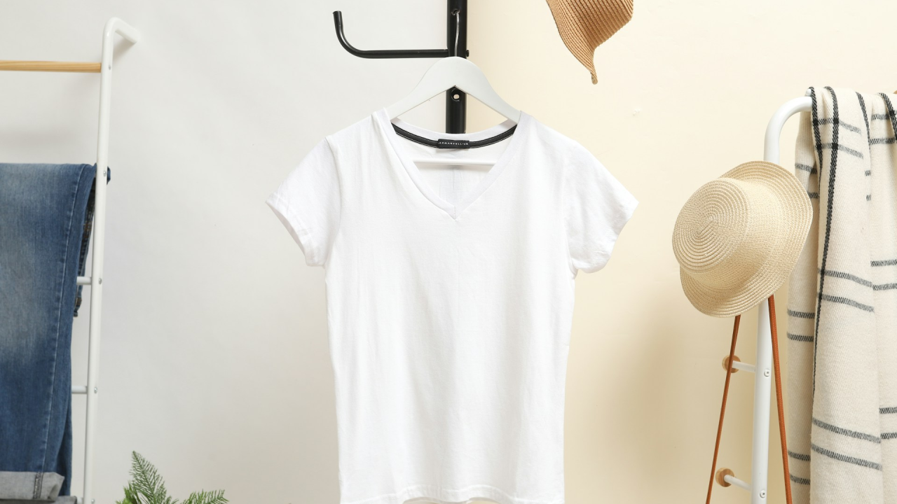 Odlični trikovi za uklanjanje žutih mrlja od znoja s odjeće