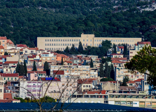 Fuchs: Želimo povećati broj djece u gimnazijskim programima