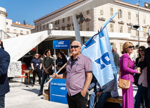 Fotografija 15 - Plenković u Šibeniku: 'Uvjeren sam da će 9. izborna jedinica dati najveći obol ukupnoj pobjedi HDZ-a'
