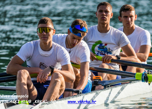 Fotografija 5 - Protekli vikend u Zatonu se okupilo 450 veslača, 'Krkaši' osvojili prvo mjesto