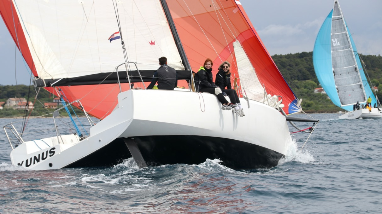 Prvi dan 20. Zlarinske regate krstaša: Damir Desabota i Mr. J iz JK Val treći u klasi ORC 2