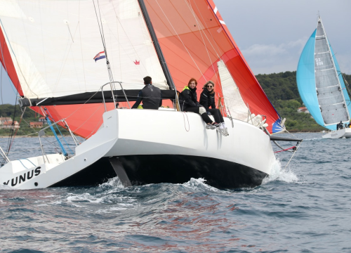 Prvi dan 20. Zlarinske regate krstaša: Damir Desabota i Mr. J iz JK Val treći u klasi ORC 2