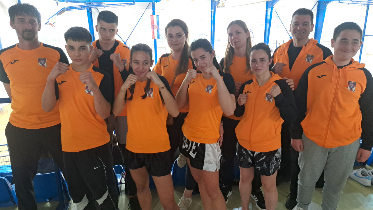 KBK Dalmatino ima nove juniorske prvakinje: Desanić i Lokas s reprezentacijom idu na svjetsko