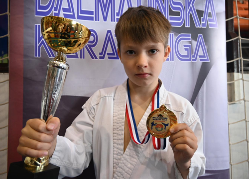 Fotografija 20 - Borci KK 'Okit' Vodice iz Ploča se vratili sa 17 zlata, 9 srebra i 4 bronce