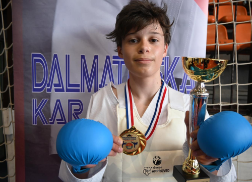 Fotografija 18 - Borci KK 'Okit' Vodice iz Ploča se vratili sa 17 zlata, 9 srebra i 4 bronce