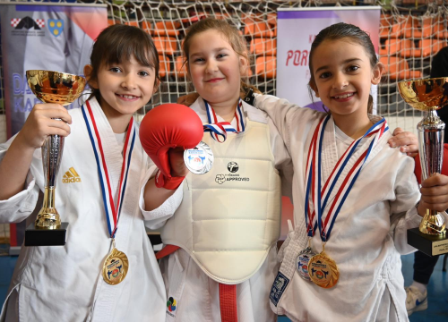 Fotografija 5 - Borci KK 'Okit' Vodice iz Ploča se vratili sa 17 zlata, 9 srebra i 4 bronce