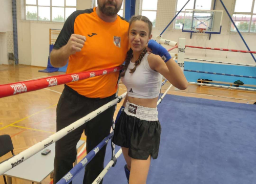 Fotografija 2 - KBK Dalmatino ima nove juniorske prvakinje: Desanić i Lokas s reprezentacijom idu na svjetsko