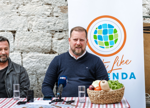 Fotografija 10 - Na Maloj loži predstavljen projekt 'Taste like... Marenda': 'Pokušat ćemo oživiti naš stari običaj'