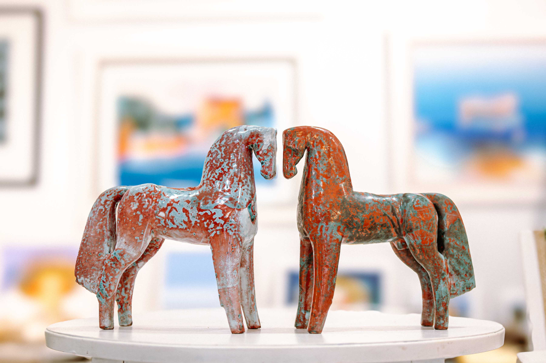 Unikatnim slikama i skulpturama iz Galerije Juraj Dalmatinac uljepšajte svoje interijere