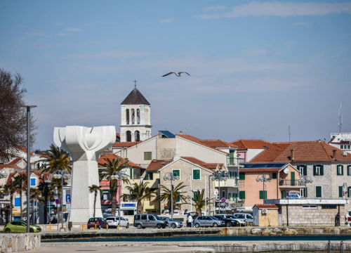 Vodice cijeli svibanj slave zaštitnicu sv. Jelinu: Provjerite bogat tradicionalni program