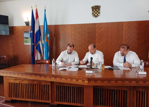 Potpisan ugovor o izvođenju radova na uređenju novog dječjeg vrtića u Kninu