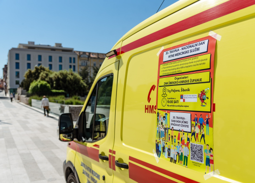 Fotografija 9 - Nacionalni dan hitne službe: Na Poljani prikazali kako se obavlja rana defibrilacija