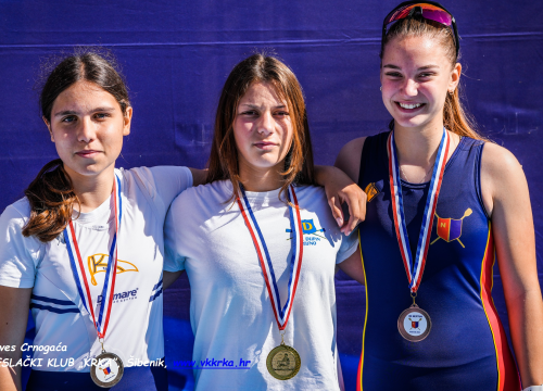 Fotografija 4 - Veslači Krke se iz 'drugog najljepšeg grada na svijetu' vratili se s 13 medalja