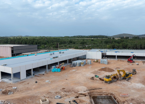 Fotografija 3 - Gradi se novi trgovački centar na ulazu u Vodice