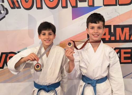 Fotografija 4 - Uspješan vikend za Karate klub "Šibenik" u Bihaću: Vratili se kući s deset medalja