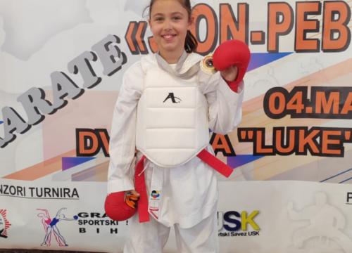 Fotografija 3 - Čak 40 medalja karataša KK Šibenik 1066 na Kupu prijateljstva u Bihaću