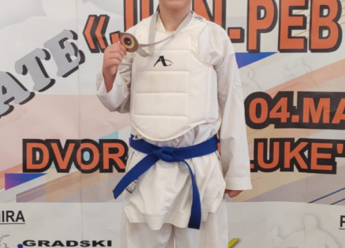 Fotografija 12 - Čak 40 medalja karataša KK Šibenik 1066 na Kupu prijateljstva u Bihaću