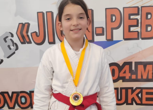 Fotografija 18 - Čak 40 medalja karataša KK Šibenik 1066 na Kupu prijateljstva u Bihaću