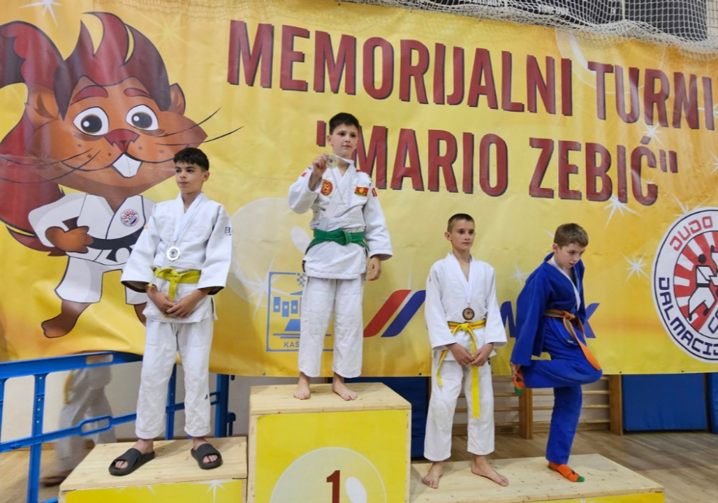 Članovi Judo kluba Šibenik na turniru u Kaštel Sućurcu osvojili četiri medalje