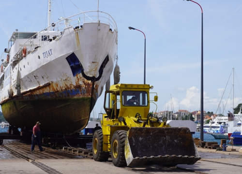 Fotografija 2 - Tijat je na suhom: Počelo čišćenje i snimanje stanja u kojem se nalazi