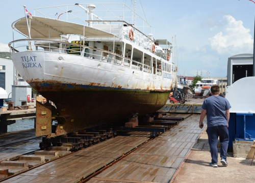 Fotografija 4 - Tijat je na suhom: Počelo čišćenje i snimanje stanja u kojem se nalazi