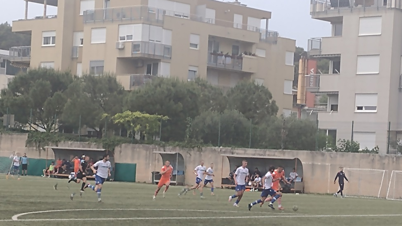 Juniori Šibenika uzeli veliki bod protiv Hajduka, Morrison dominantan u obrani