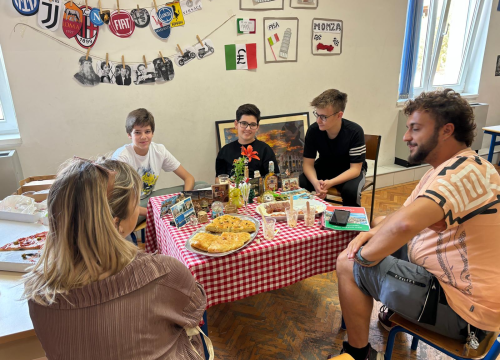 Fotografija 9 - Europa u gostima: Katolička škola ugostila 28 govornika iz 17 europskih država