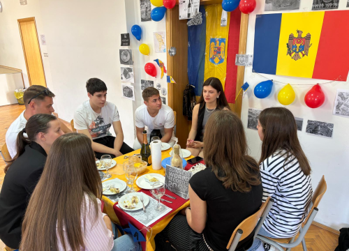 Fotografija 10 - Europa u gostima: Katolička škola ugostila 28 govornika iz 17 europskih država