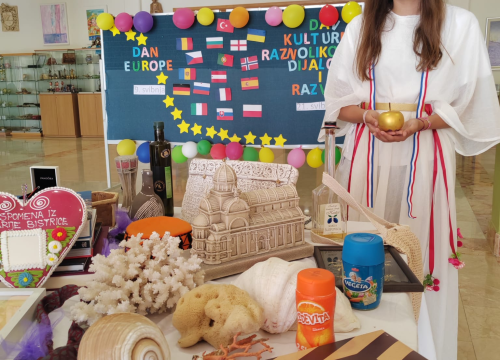 Fotografija 12 - Europa u gostima: Katolička škola ugostila 28 govornika iz 17 europskih država