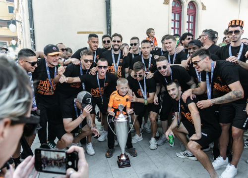 Fotografija 53 - Šibenik dočekao svoje heroje u narančastom: 'Carević ostaje, sezona time završena'