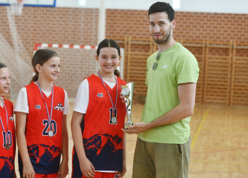 Fotografija 24 - Treći uzastopni osvojeni turnir u kategoriji U-12 za Akademiju Anđa Jelavić