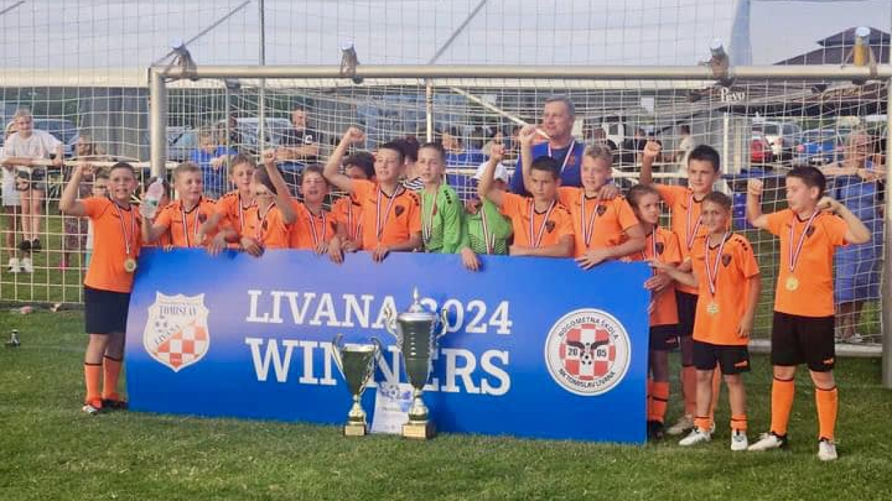 Tići HNK Šibenika osvojili međunarodni turnir Milenko Jerković, do trijumfa nakon tri seta penala