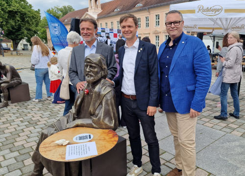 Fotografija 3 - Klapa Sebenico zapivala u Njemačkoj u bazi hrvatske reprezentacije