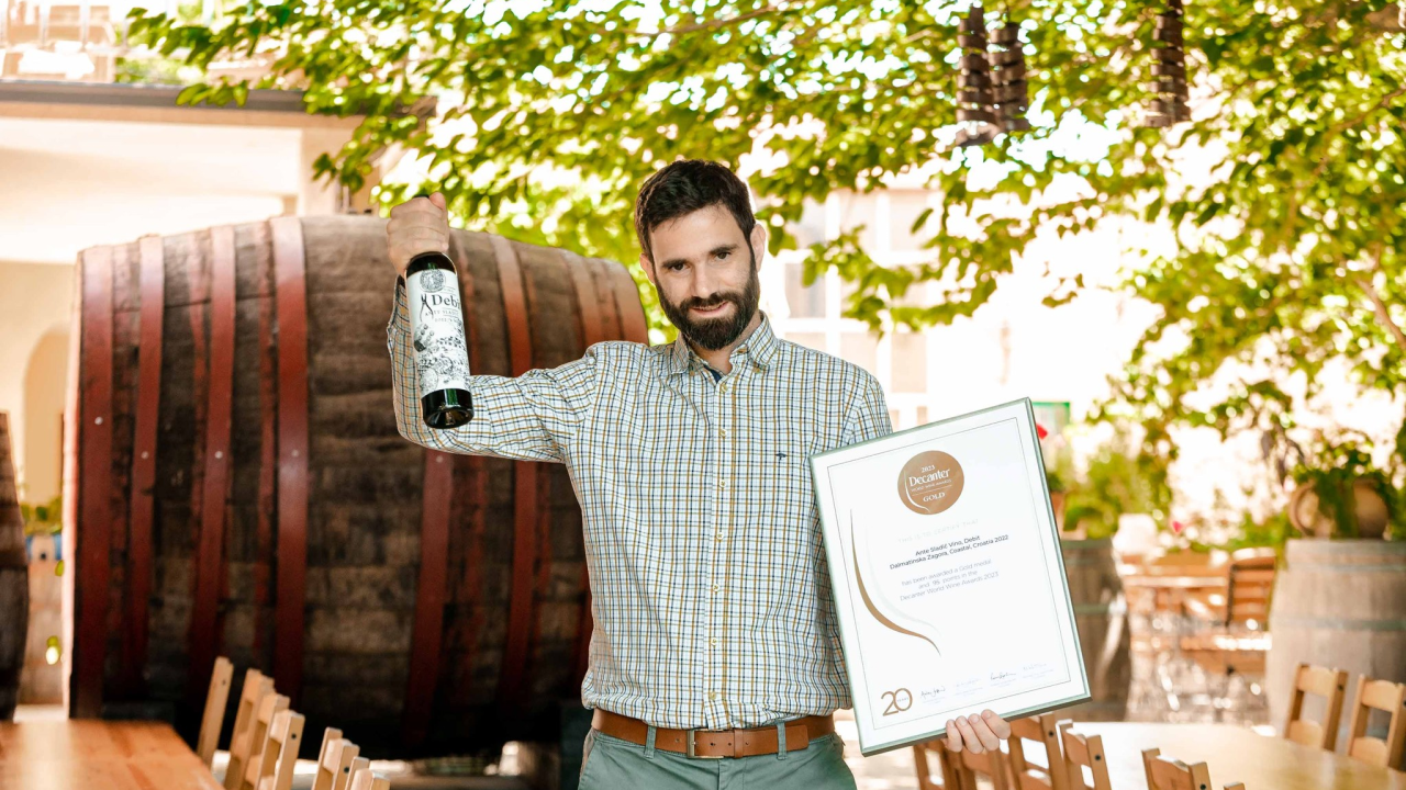 Maraština Ante Sladića iz Plastova najbolje je bijelo vino u Hrvatskoj