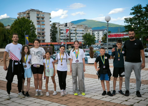 Mladi karataši Murtera osvojili 12 medalja u posljednja tri vikenda sezone